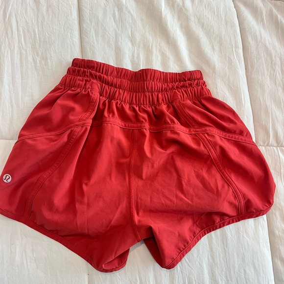 Lululemon Tracker Short - Picture 3 of 5